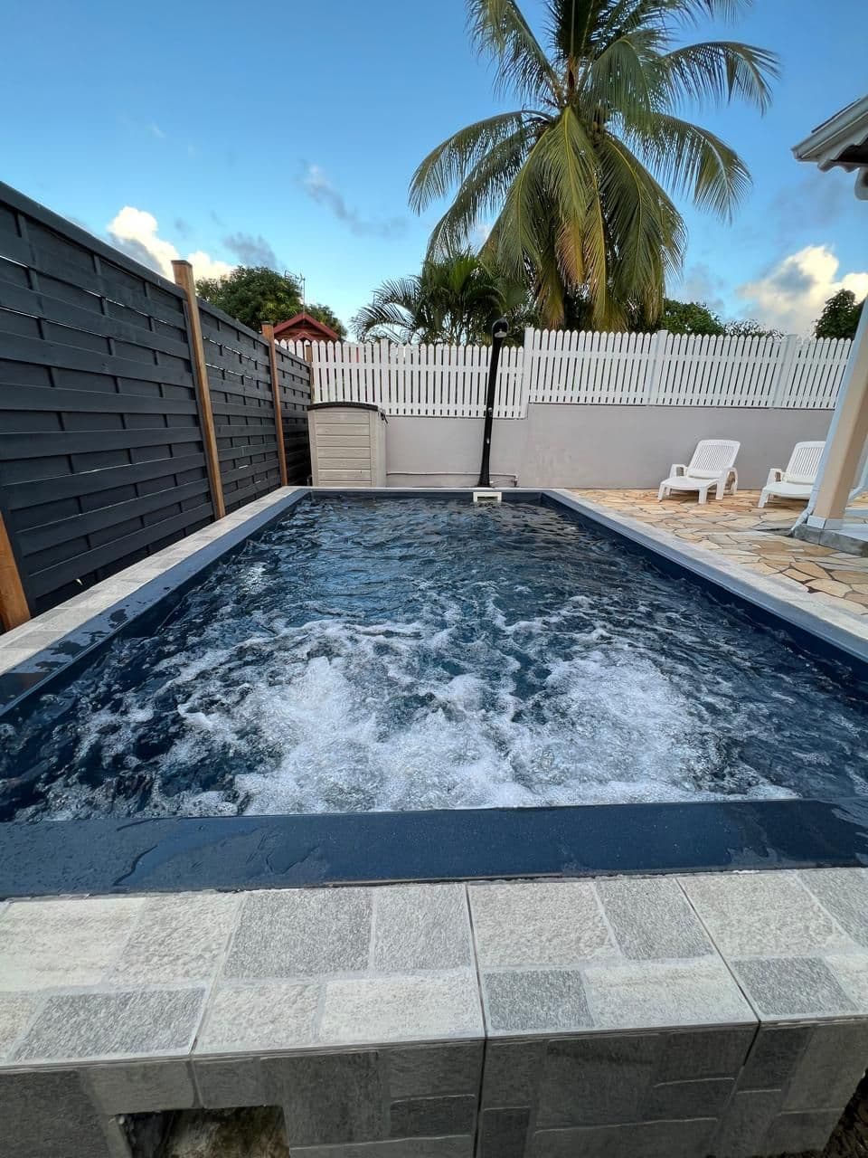 Marlin Noir — Piscine privée