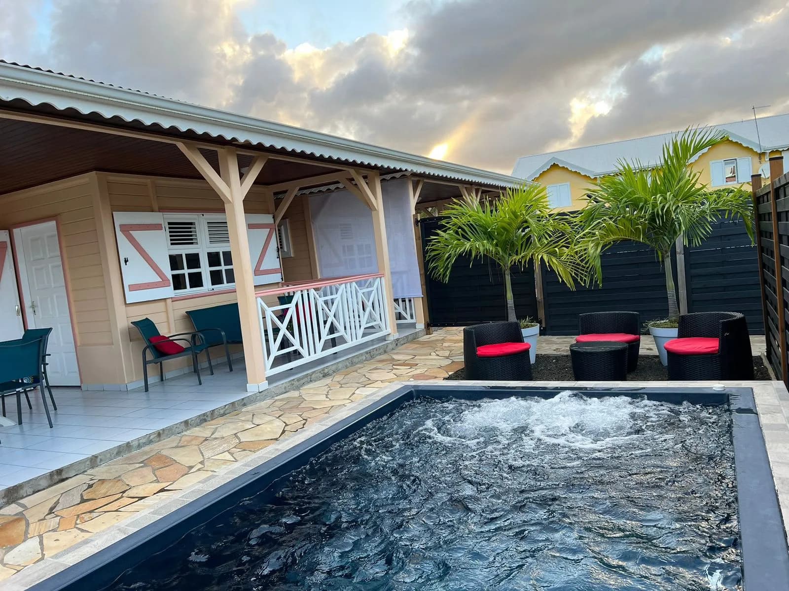 Marlin Noir — Piscine privée